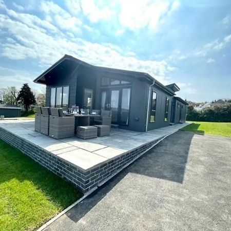 *Luxury Holiday Home With Hot Tub Close To Beach* Penally المظهر الخارجي الصورة