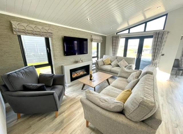 *Luxury Holiday Home With Hot Tub Close To Beach* Penally المظهر الخارجي الصورة